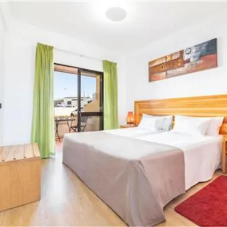 Perfect 1 Bedroom Lägenhet Olhos de Agua (Albufeira)